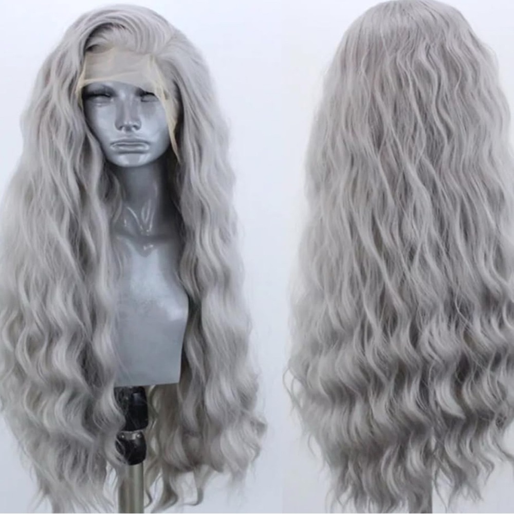 22” Grey OCEAN WAVY Lace Front Wig NEW